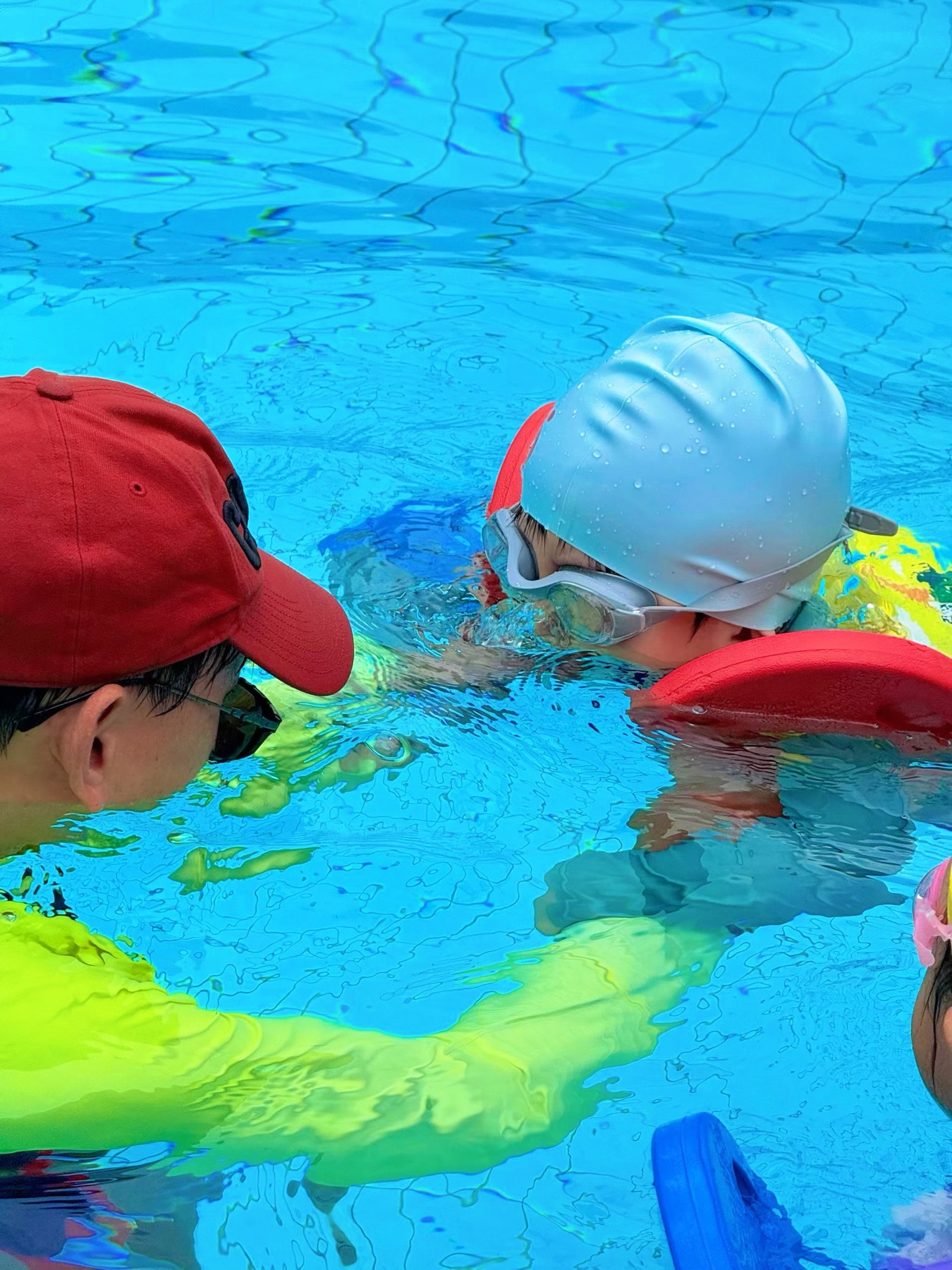 Personal guidance during an iSwim private swimming lesson